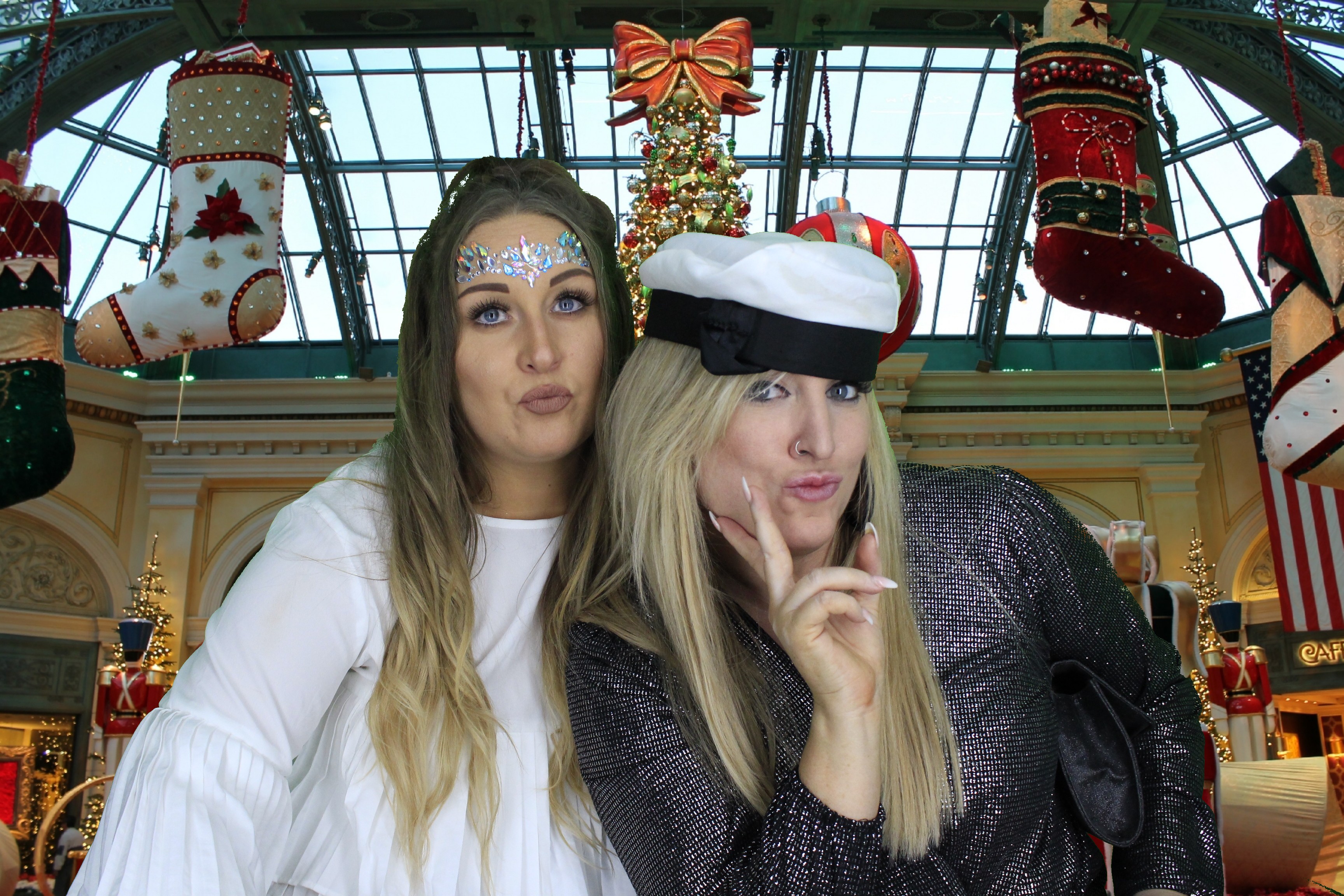 Planet Cruise Christmas Party | View more photos from the event at gallery.myphotoboothexperience.co.uk/u/MyPhotoBoothExperienceLtd/Planet-Cruise-Christmas-Party